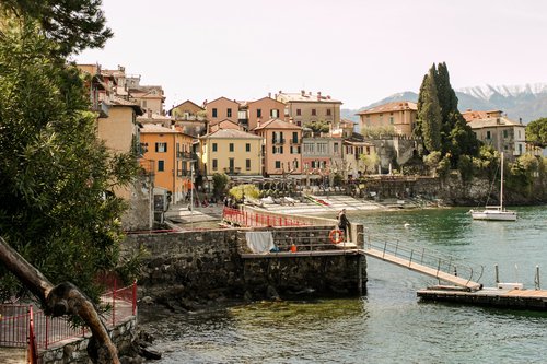 Lake Como photoshoot at Varenna