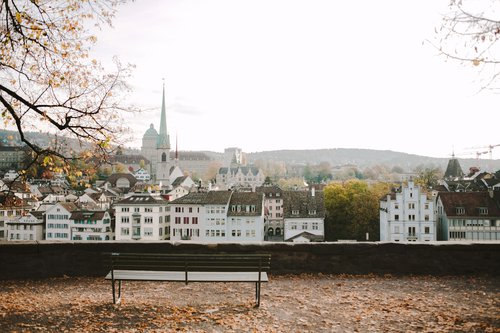 Zurich photoshoot at Lindenhof Lookout & Limmat River