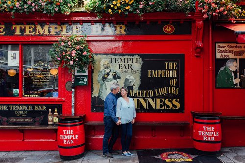 Dublin photoshoot at Ha'penny Bridge & the Temple Bar District