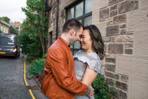 Edinburgh couples trip photoshoot at Circus Lane and St Stephen Street
