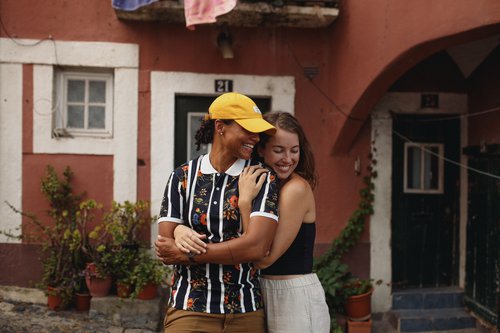 Lisbon couples trip photoshoot at Alfama Streets and Largo da Graça