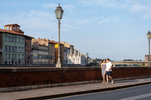 Pisa photoshoot at Lungarni