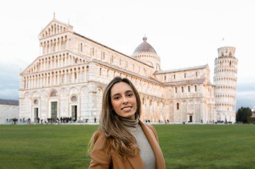 Pisa photoshoot at The Leaning Tower Square