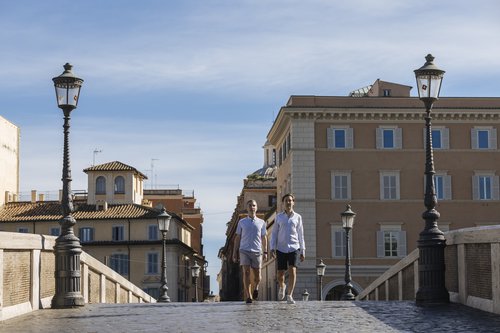 Rome friends trip photoshoot at Trastevere