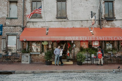 Savannah photoshoot at River Street & Ellis Square