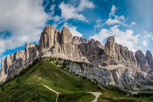 The Dolomites photoshoot at Passo Gardena (Corvara in Badia)