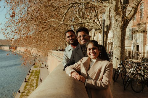 Toulouse photoshoot at Pont Neuf