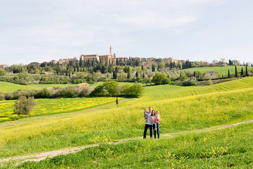 Tuscany photoshoot at Pienza