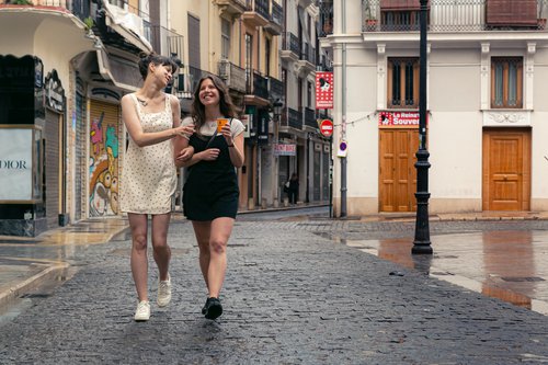 Valencia photoshoot at Valencia Cathedral