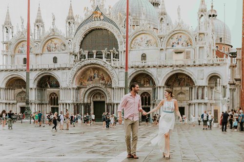 Flytographer photo shoot in Venice